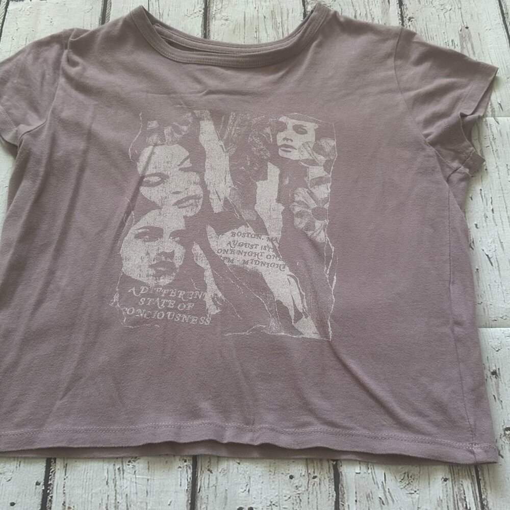 Hollister Women/Junior Shirt size Small